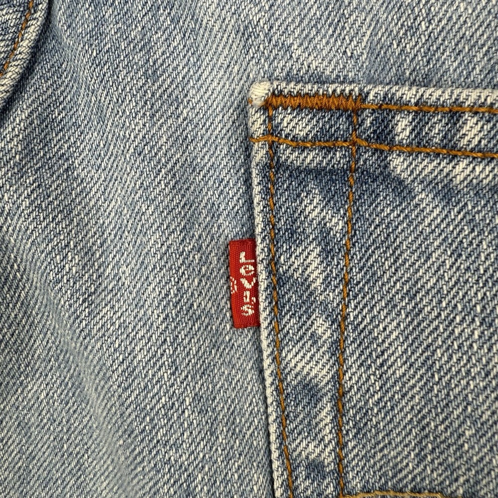 Vintage Levis Jeans Mens 38x30 Light Wash 505 Regular Straight Leg Y2K Denim - Picture 7 of 14